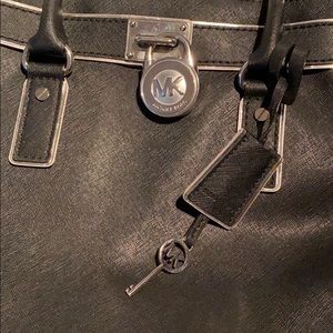 Michael Kors Hamilton Bag